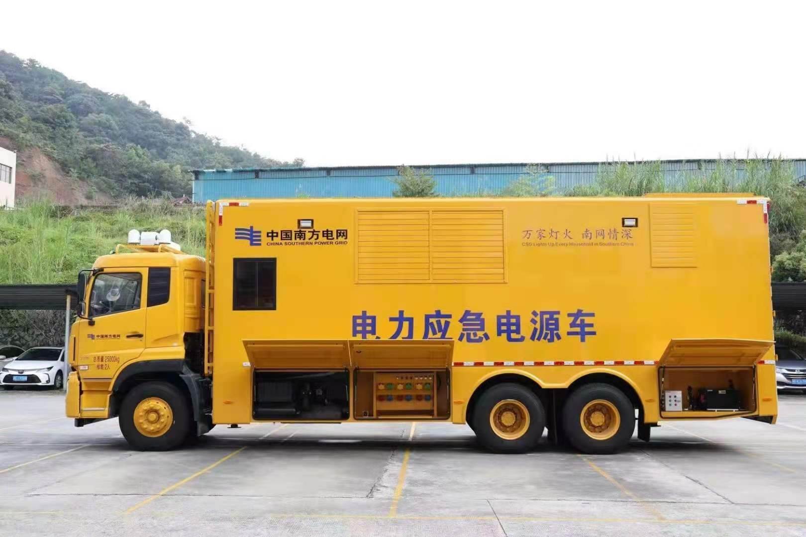 伊宁市安康大型柴油发电机发电车UPS电源出租租赁
